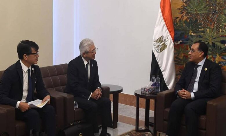اجتماع رئيس وزراء مصر مع مسؤولي "تويوتا" اليابانية
