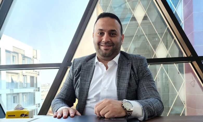 أحمد إسماعيل، رئيس القطاع التجاري بالشركة