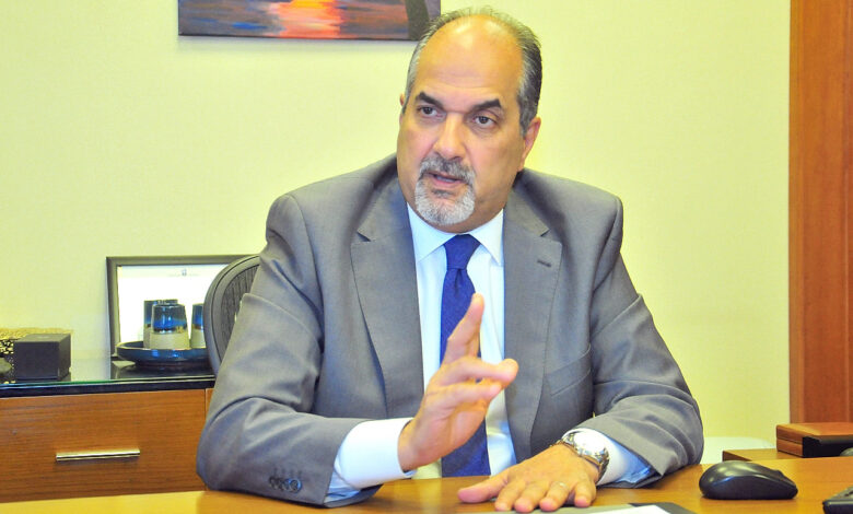 أيمن عبد الحميد نائب رئيس مجلس الإدارة والعضو المنتدب لشركة التعمير للتمويل العقاري "الأولي"