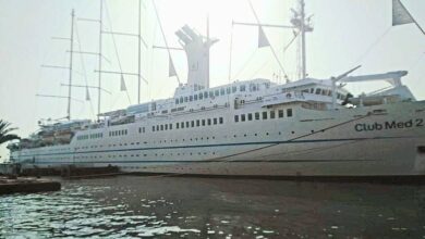 ميناء بورسعيد السياحي يشهد وصول واحدة من أكبر السفن الشراعية في العالم