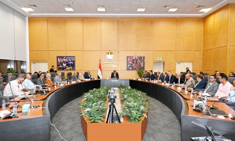 تقدم أعمال مشروع التجلي الأعظم في سانت كاترين.. وزير الإسكان يوجه بسرعة الإنجاز