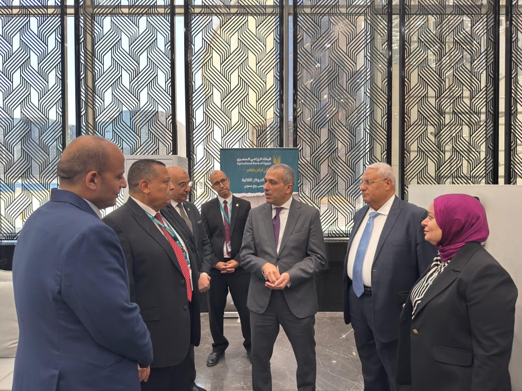 رئيس «البنك الزراعي المصري» يتفقد الأعمال النهائية بمقر البنك بالعاصمة الإدارية تمهيداً لافتتاحه قريباً