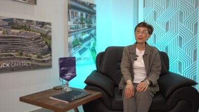 «قبل بدء التسليم».. «هازل وونج» تزور مشروع «روك كابيتال 1» أكبر مبنى إداري في الحي الحكومي