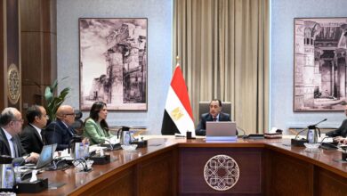 بعد توجيهات السيسي.. الحكومة تتحرك لضبط السوق العقارية وحماية حقوق مشتري الوحدات