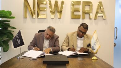 «نيو إيرا للتطوير» تتعاون مع «Healthy Care» لإدارة وتشغيل الأنشطة الطبية بمشروع «HALO Commercial Hub»